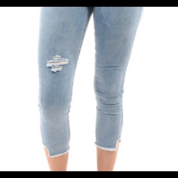❌SOLD❌💫NWT💫Split Leg Skinny Crop Jeans by Jian & Feng for women💫 - Picture 7 of 10